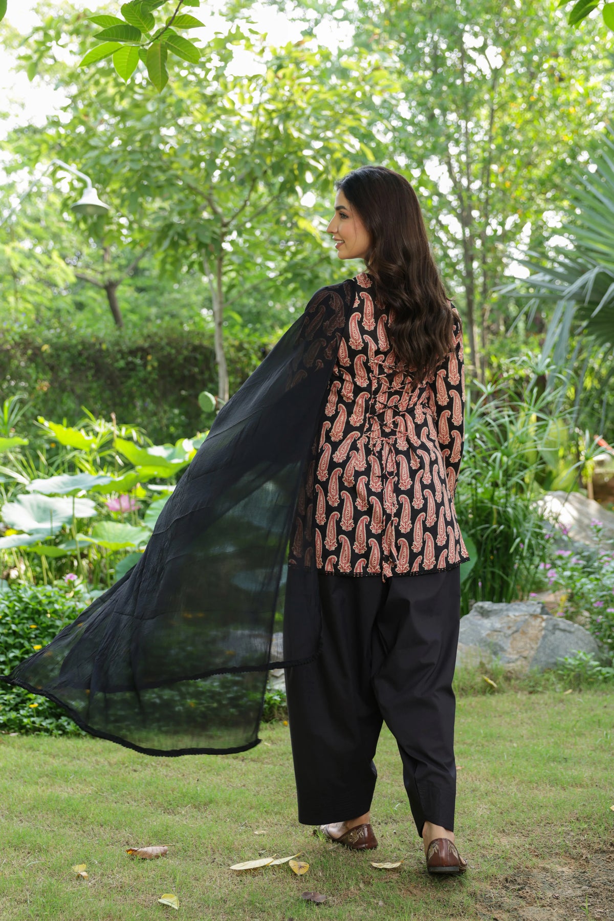 Ayla Black Paisley Cotton Farshi Salwar Suit Set