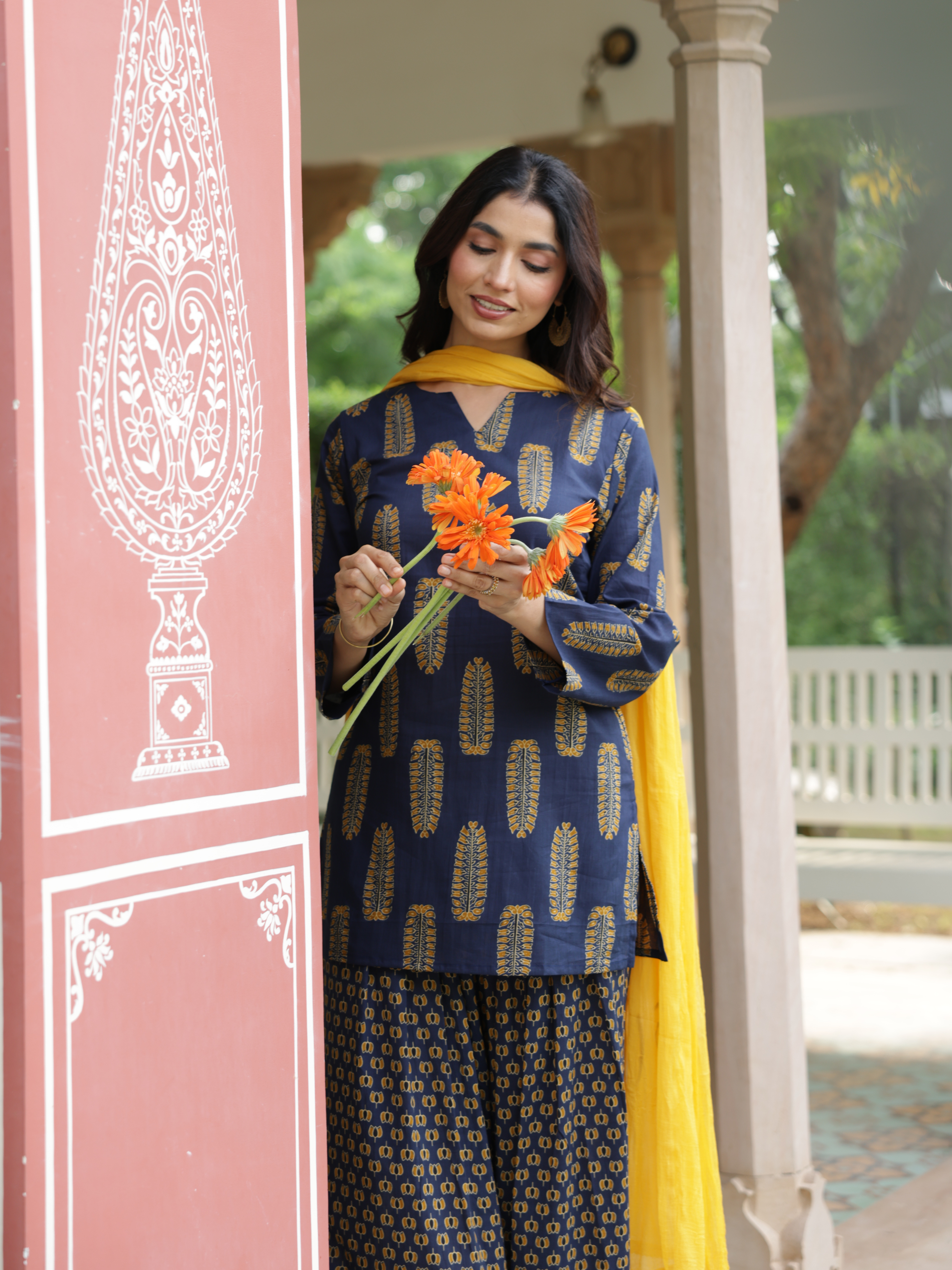 Noor Navy Blue Cotton Farshi Salwar Suit Set