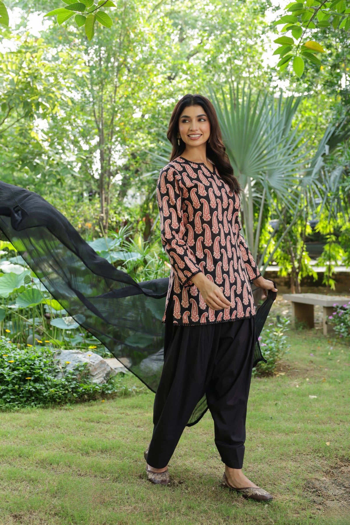 Ayla Black Paisley Cotton Farshi Salwar Suit Set