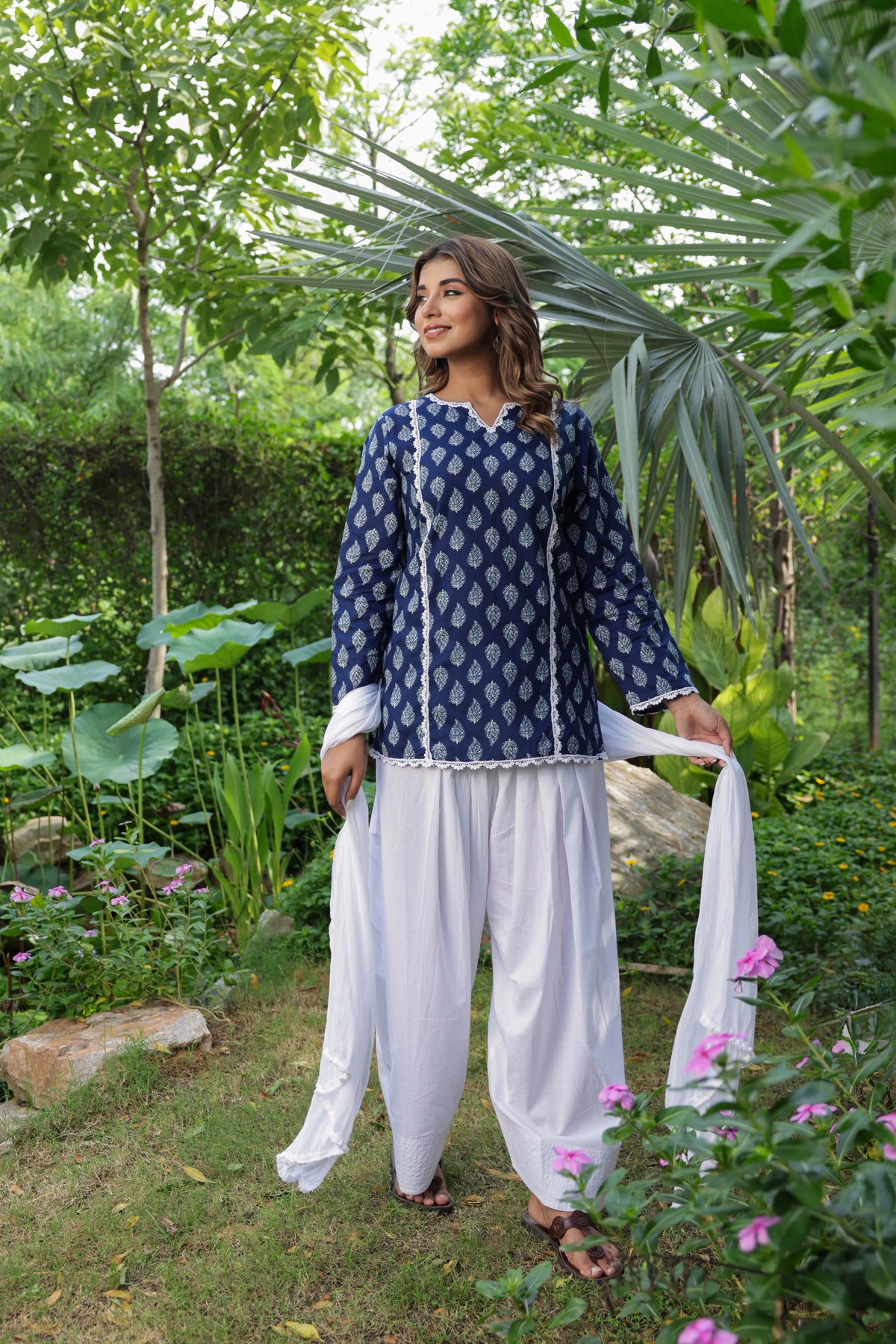Nyla Navy Blue Floral Buti Cotton Farshi Salwar Suit Set