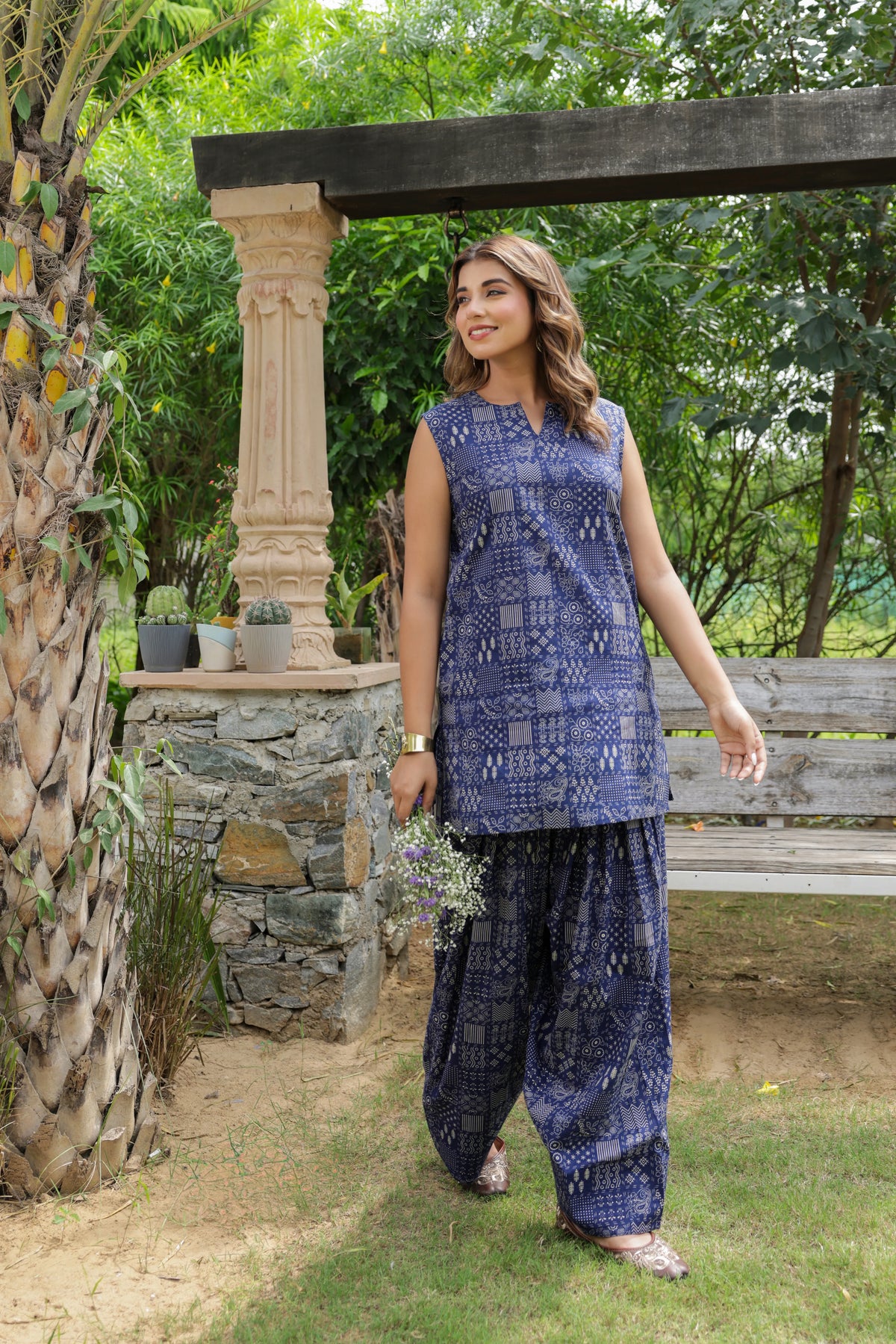 Reya navy blue folk geometric print cotton kurta with matching Farshi salwar for women